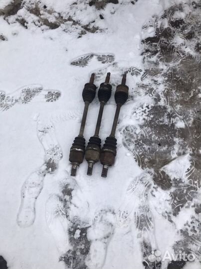 Kia Rio 3/Hyundai Solaris 1 привод левый