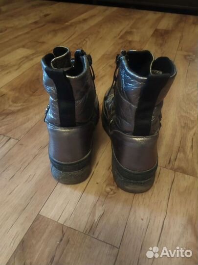 Ботинки для девочки