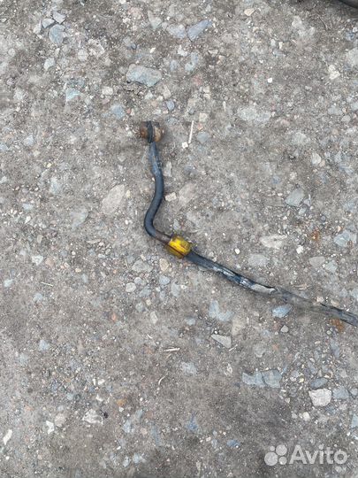 Стабилизатор передний Mitsubishi diamante f31a