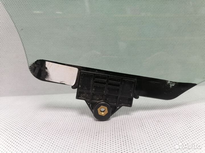 Kia sportage 4 IV QL Стекло заднее правое оригинал