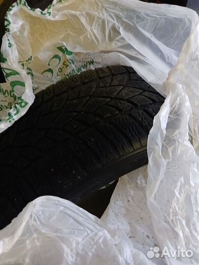 Dunlop SP Winter Sport 235/40 R19