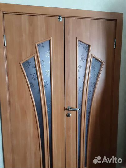 Двери межкомнатные с коробкой бу
