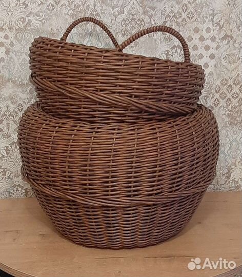 Корзина из ротанга