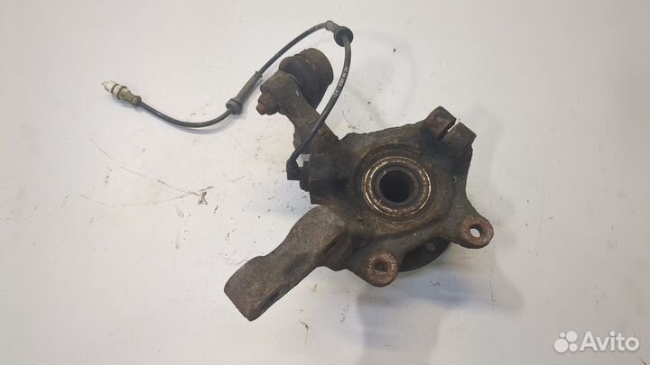 Ступица (кулак, цапфа) Nissan Kubistar, 2006