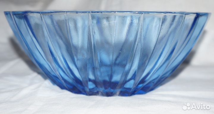 Синее стекло посуда СССР (поднос, ваза, салатник)