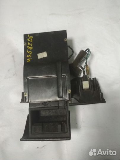 Бардачок/Пепельница BMW 3 E46