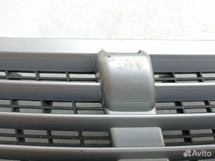 Решетка капота Mercedes-Benz E-Class W211