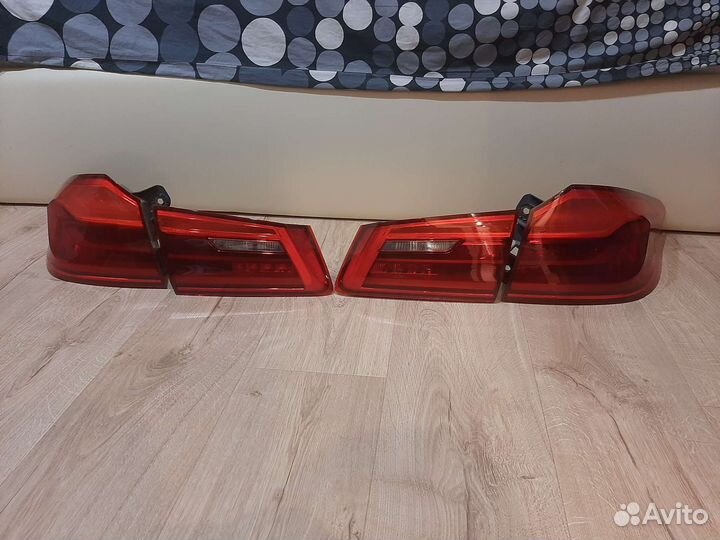 Комплект задних фонарей BMW G30