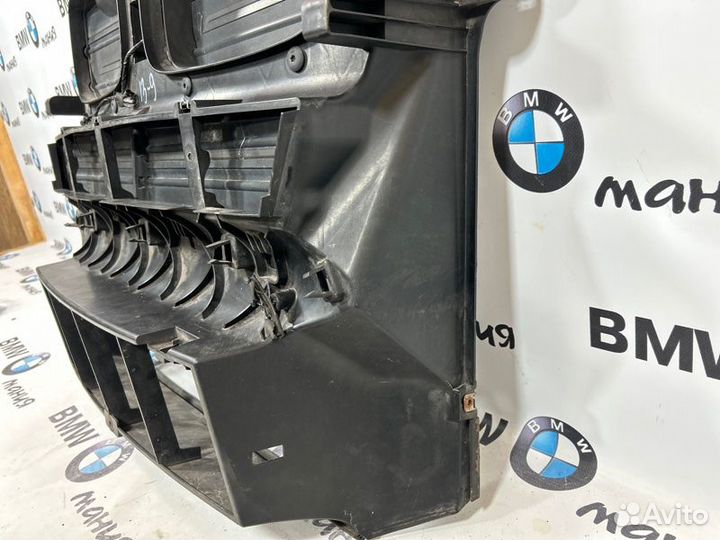 Панель передняя телевизор Bmw X5 E70 M57D30 2009