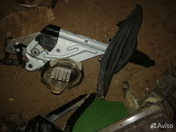 Рычаг ручника бмв BMW e90