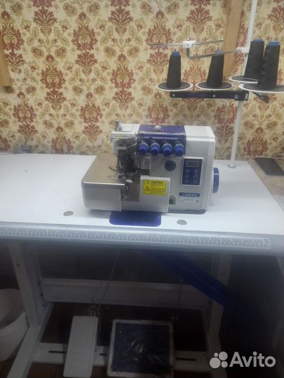 Промышленная швейная машина