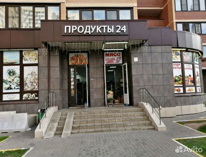 Магазин продуктов с лицензией, чистыми 500к