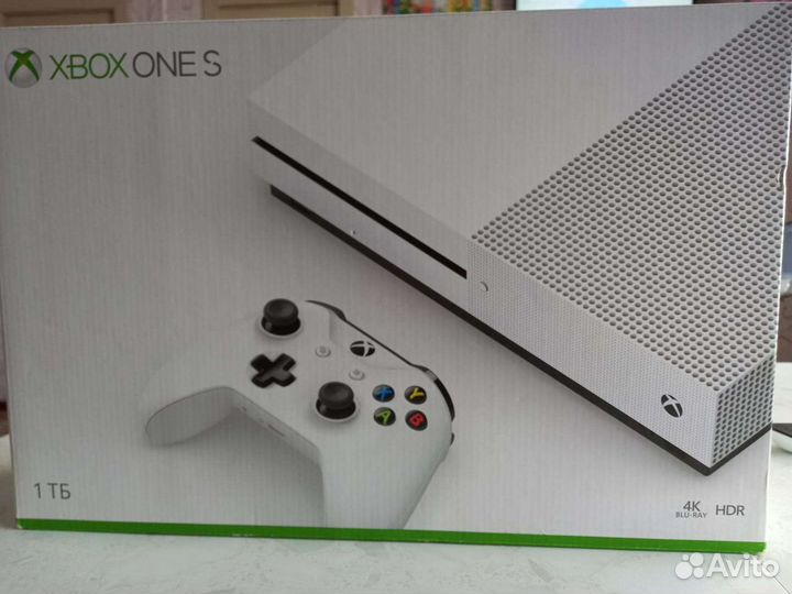 Xbox one s 1tb +4 игры