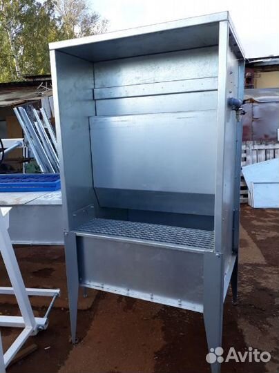 Покрасочная камера с водяной завесой и полом