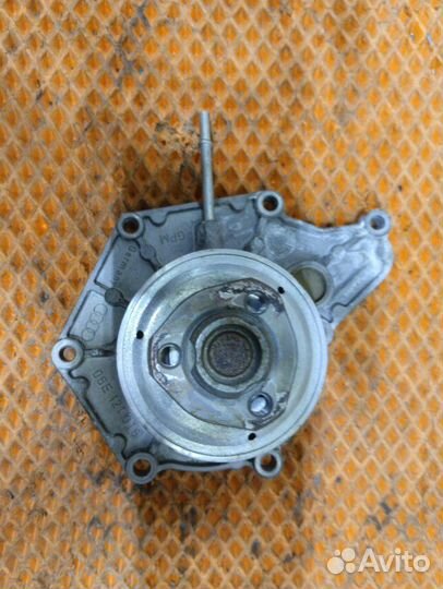 Насос водяной/Помпа передний Audi A6 C7 C7 cgwb