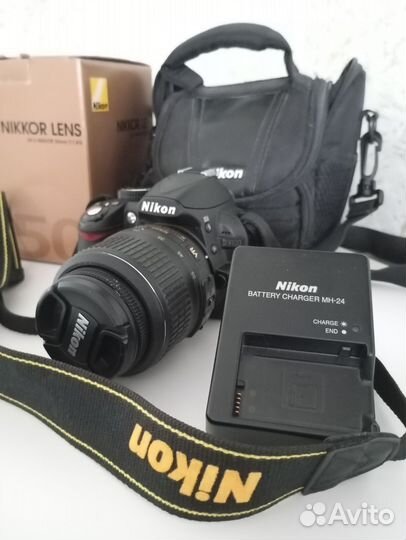 Nikon d3100 с объективом Nikon 50mm f/ 1.8G AF-S