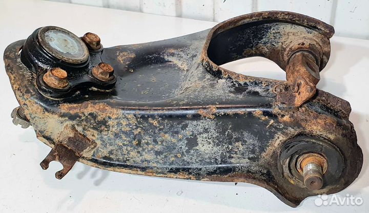 Рычаг передний верхний правый Great Wall Safe