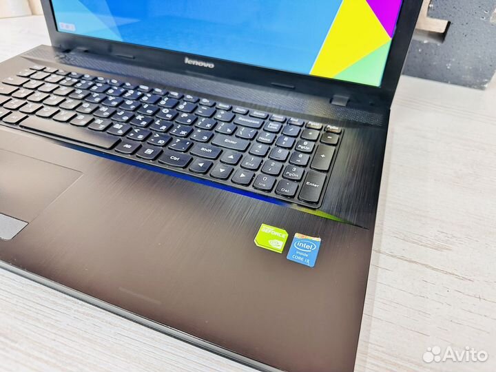 Игровой ноутбук 17.3 core i3 8gb nvidia