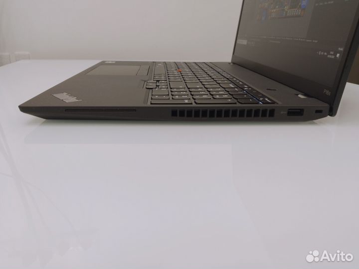 Lenovo Thinkpad P16s gen.2 (Ryzen 7840U, 32 Gb)