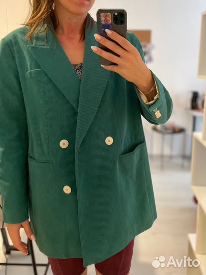 Велюровый пиджак женский