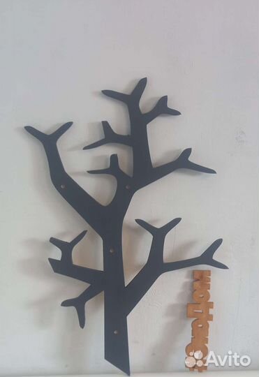 Вешалка напольная дерево