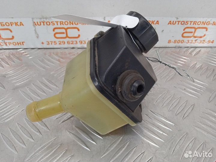 Бачок гидроусилителя Volvo V50 2006