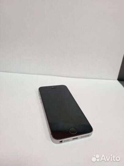 Apple iPhone SE 32Gb Black