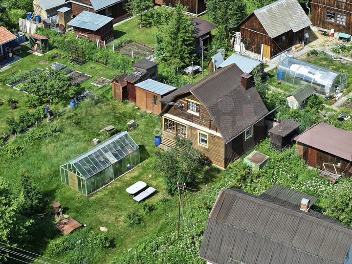 Дача 42 м² на участке 6 сот.