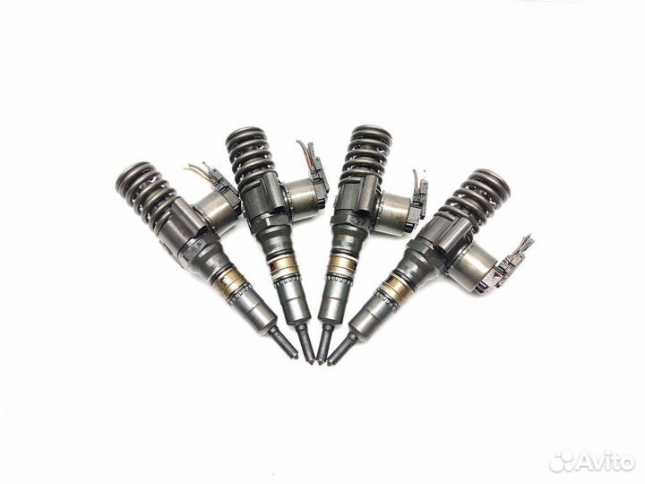 Форсунка топливная Audi A4 B7 2006 03G130073G