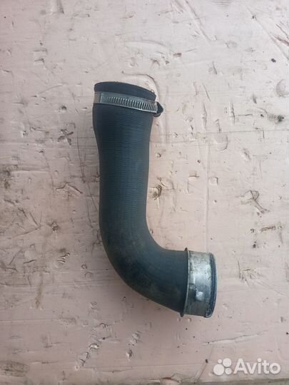 Патрубок интеркулера VW Passat (B6) 2005-2010