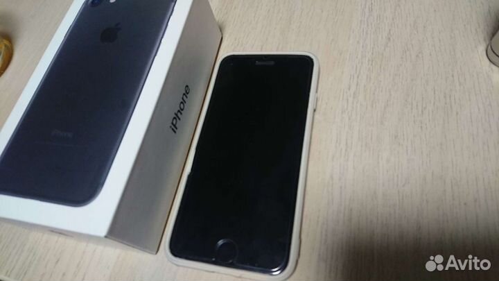 Телефон iPhone 7 128gb