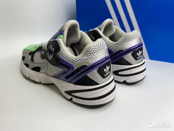 Кроссовки Adidas Astir