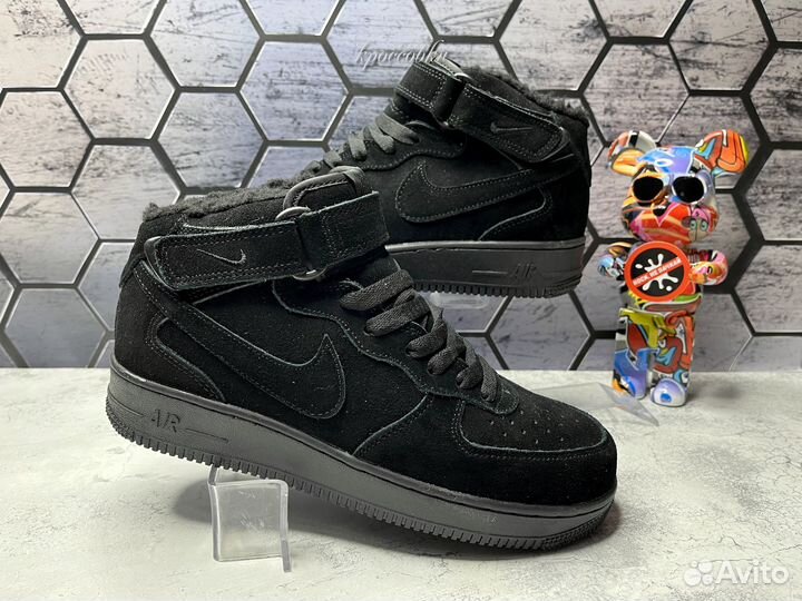 Кроссовки зимние Nike Air Force 1 Mid черные
