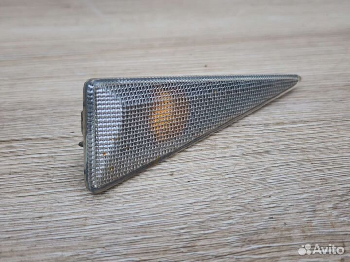 Повторитель поворотника Renault Megane II Scenic