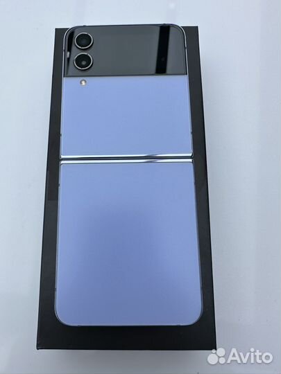 Смартфон samsung galaxy z flip4