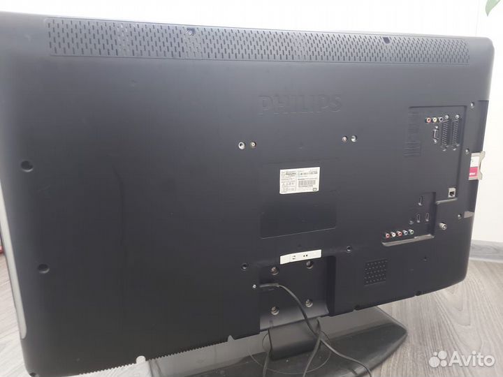 Телевизор Philips 37