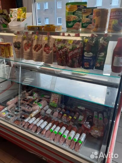 Продам кондитерскую витрину