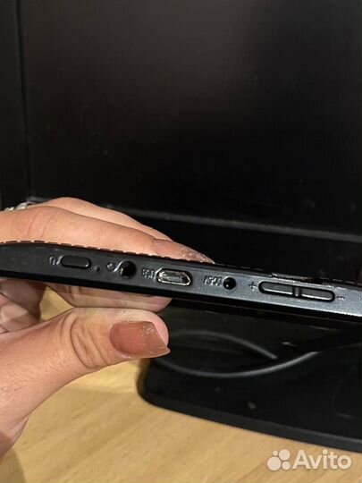 Tesla планшет