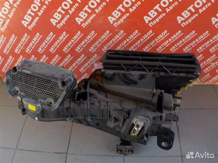 Корпус отопителя салона Opel Astra-H хэтчбек