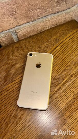 iPhone 7 128gb Gold