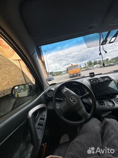 Toyota RAV4 2.0 AT, 2008, 230 000 км