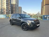 Ford Explorer 3.5 AT, 2018, 97 979 км, с пробегом, цена 2 999 000 руб.