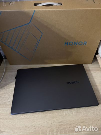 Ноутбук honor MagicBook 15 R5/8/512 Gray