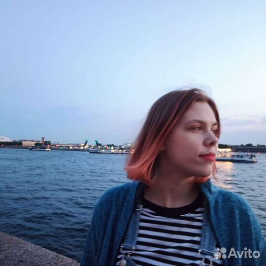 Преподаватель английского и французского языков