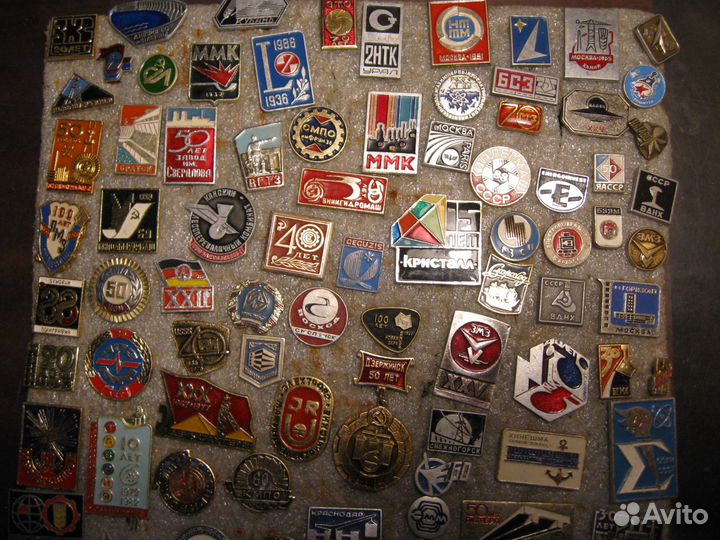 Значки Казани и других городов, гербы