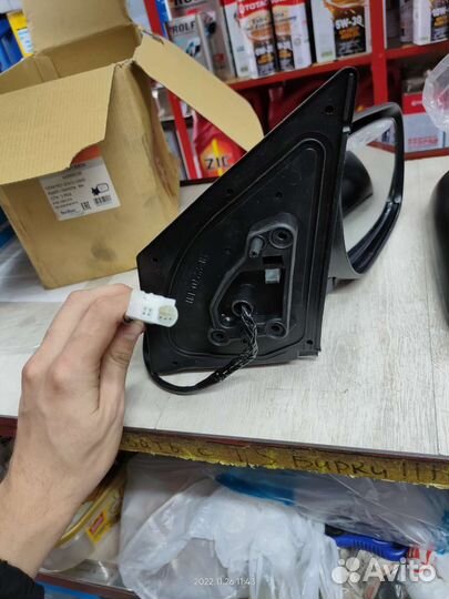 Зеркало правое в сборе новое Toyota Corolla