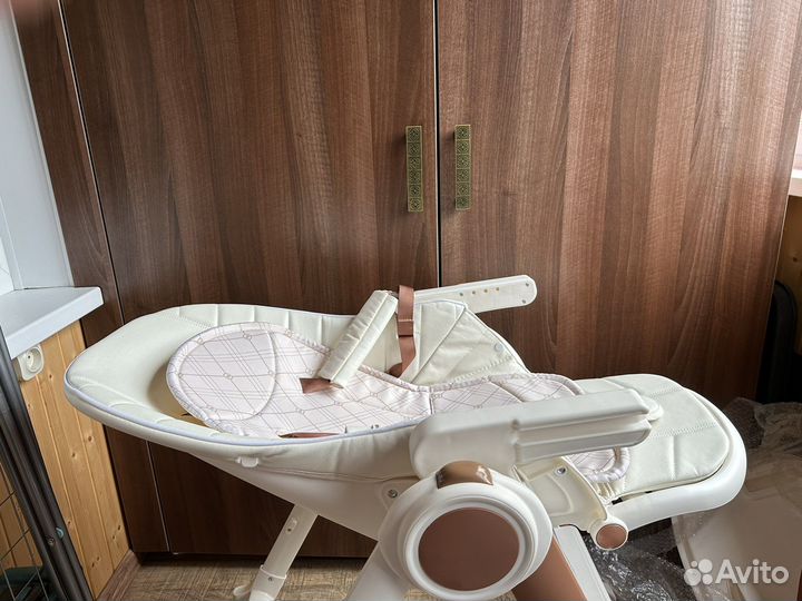 Стульчик для кормления happy baby berny v2