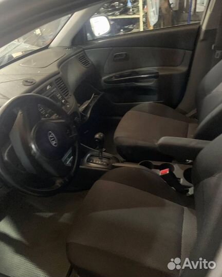 Кузов Kia RIO 2 разбор