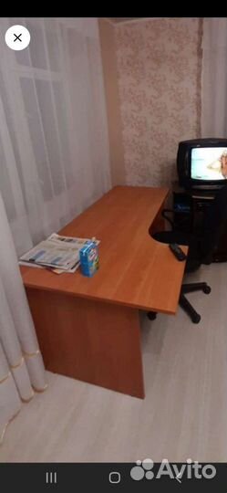 Продам компьютерный стол