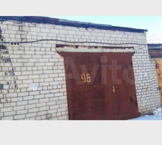 Гараж, > 30 м²